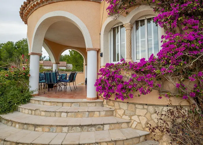 Casa Lorena Вилла Les Tres Cales